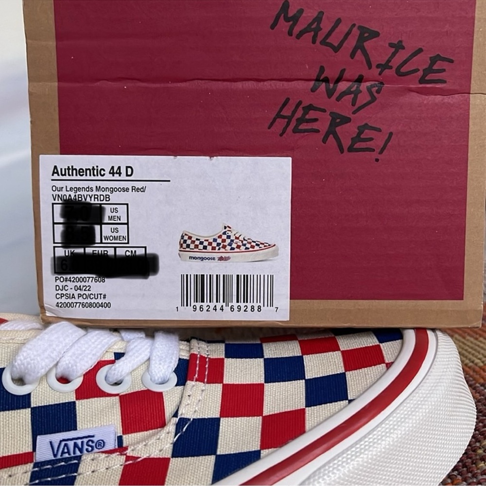 Vans WMNS Authentic 44 D
Our Legends Mongoose Red/ VN0A4BVYRDB
Sneakers - Picture 16 of 16
